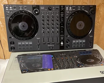 (NOVÝ ZĽAVA) Pioneer DJ DDJ-1000SRT 4-deck Serato DJ Controller 1 poradí
